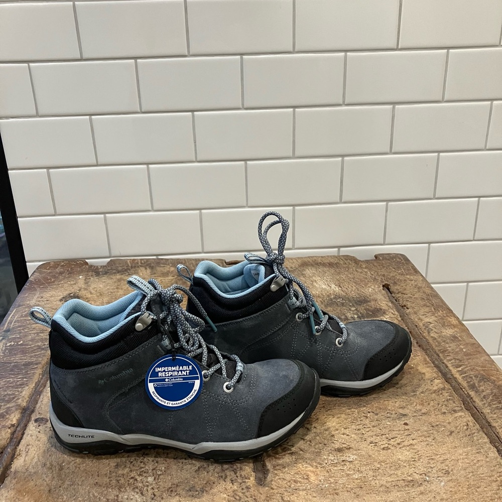 Columbia Women's Fire Venture Mid Waterproof hiking Boot - Picture 6 of 13
